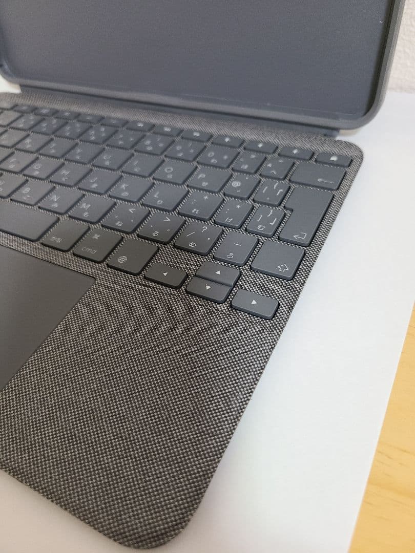 logicool COMBO TOUCH iPad Air ケース　第４世代