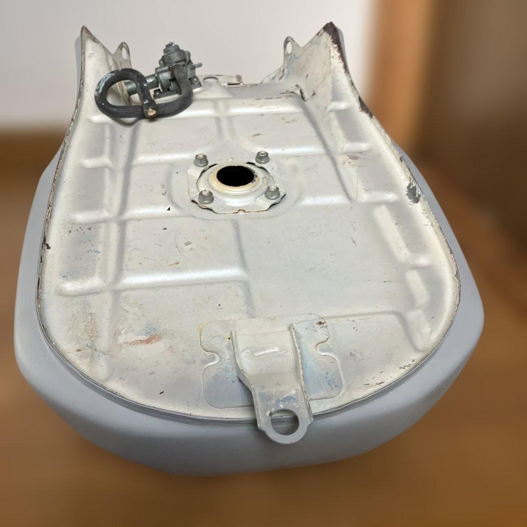 CBR400Fガソリンタンク