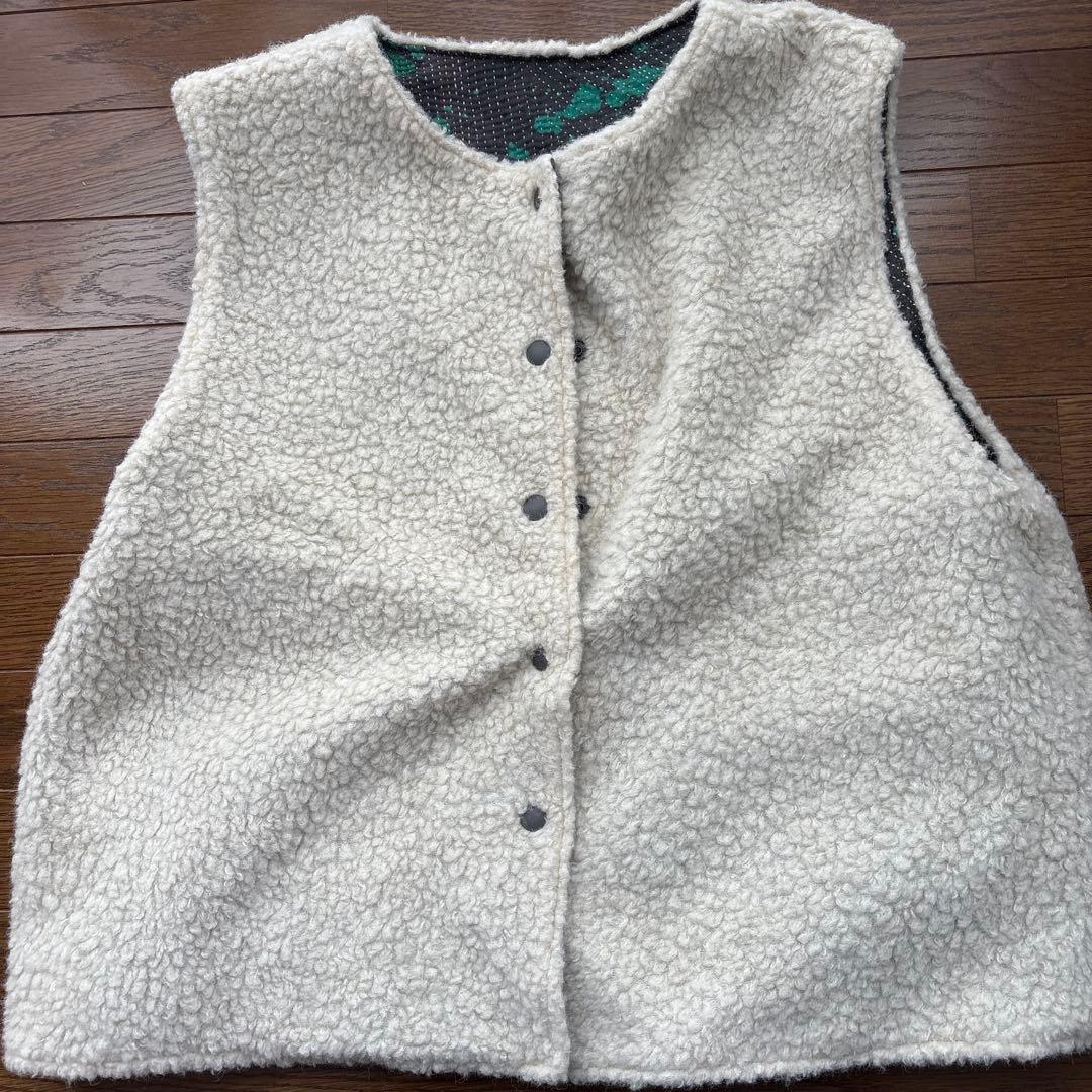 ラリーキルト　ボア　リバーシブル　ベスト