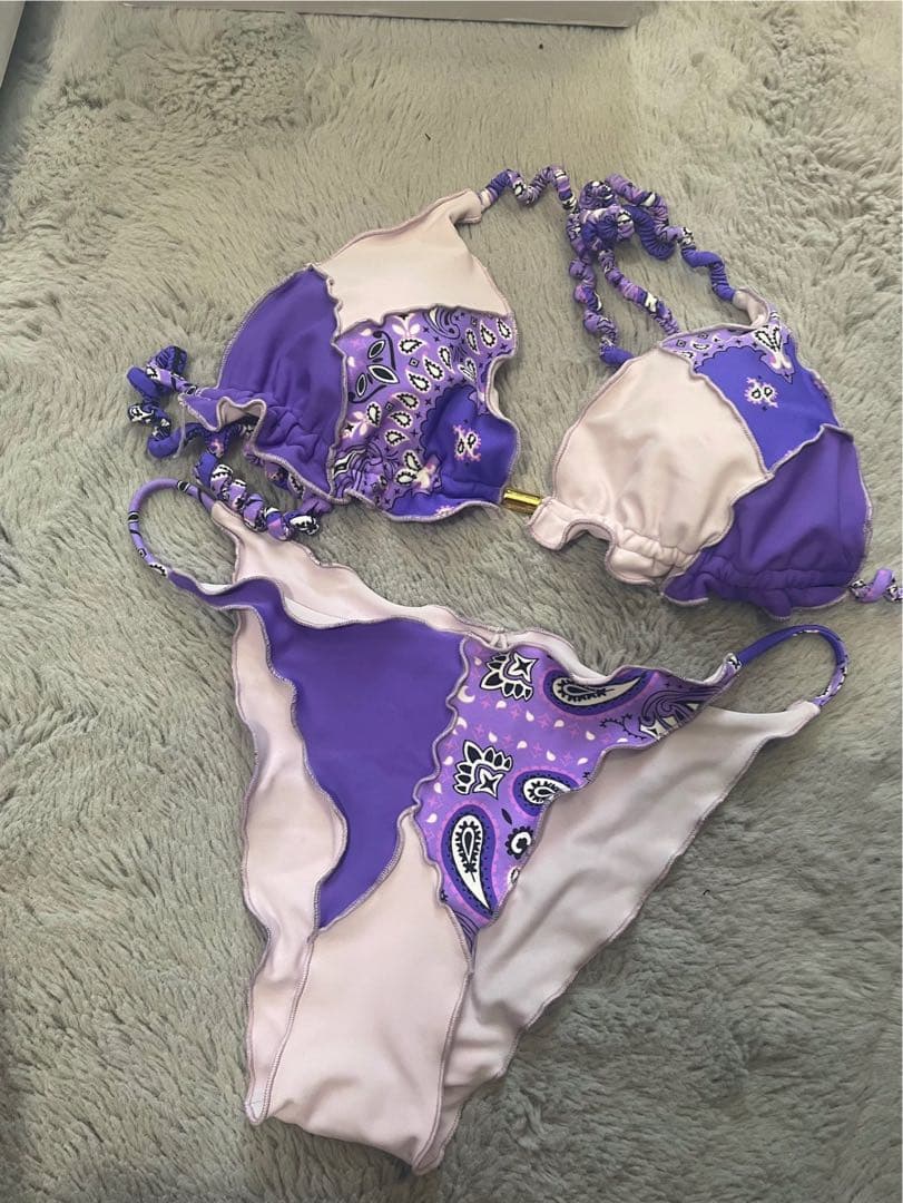 バンダナ柄　ペイズリー柄　パープル　ビキニ　紫　ギャル
