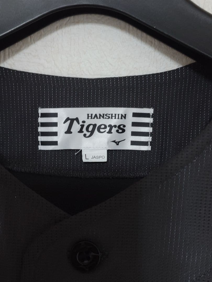 あ*様 阪神タイガース トラッキー ブラックダイナマイト ユニフォーム 黒ユニ