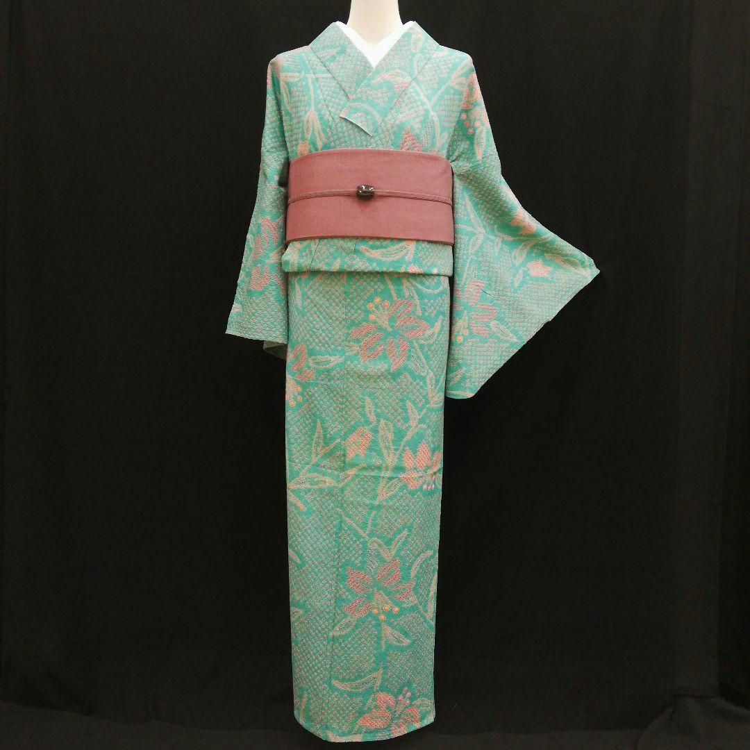 有松鳴海絞り浴衣　(ユリ紋様　未使用　裄たっぷり　翡翠色系)