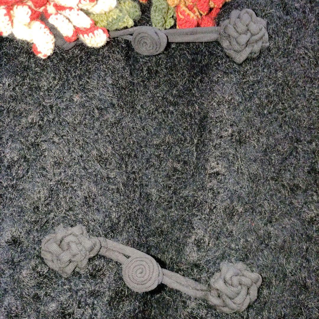 ワンダフルワールド　黒に豪華な花モチーフ付　モヘヤカーディガン 難有り