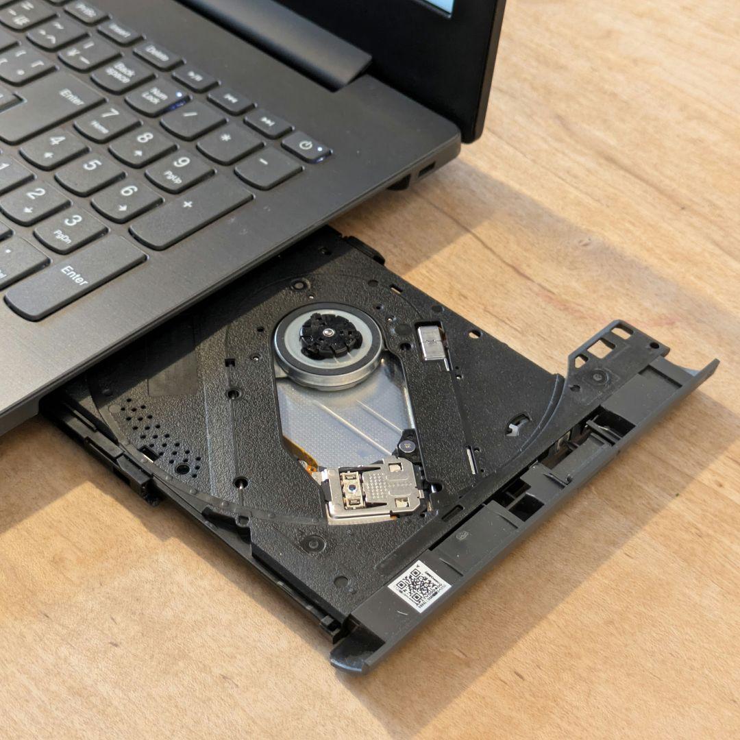 Windowsノート本体 LENOVO ideapad 330-15IGM