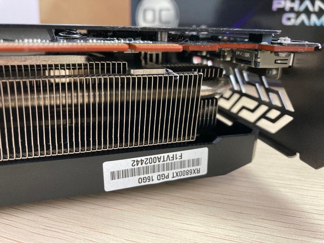 グラフィックボード・グラボ・ビデオカード ASRock RX 6800 XT PhantomGaming D 16G OC