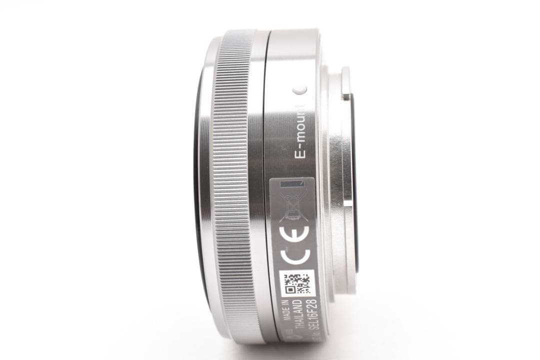 超美品 ソニー SEL16F28 16mm F2.8 AF 広角レンズ シルバー