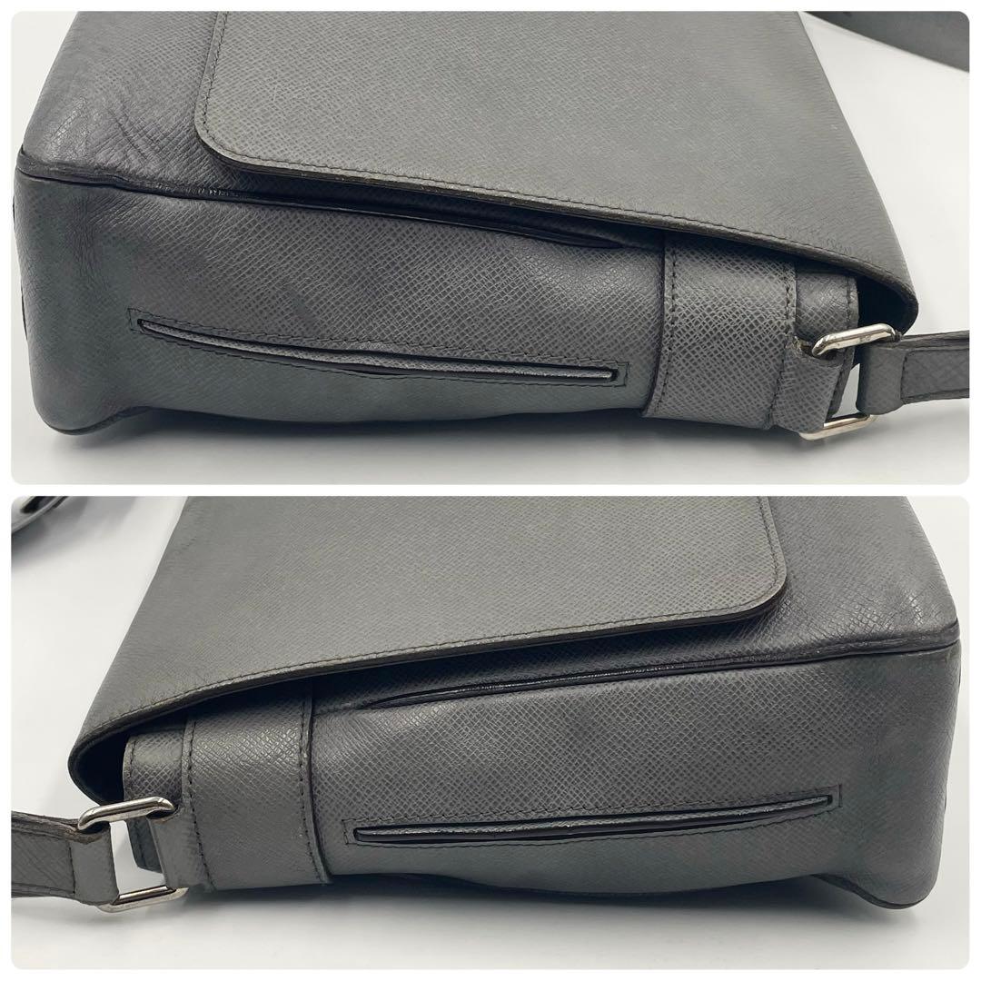 ルイヴィトン タイガ ロマンMM グラシエ ショルダーバッグ クロスボディ