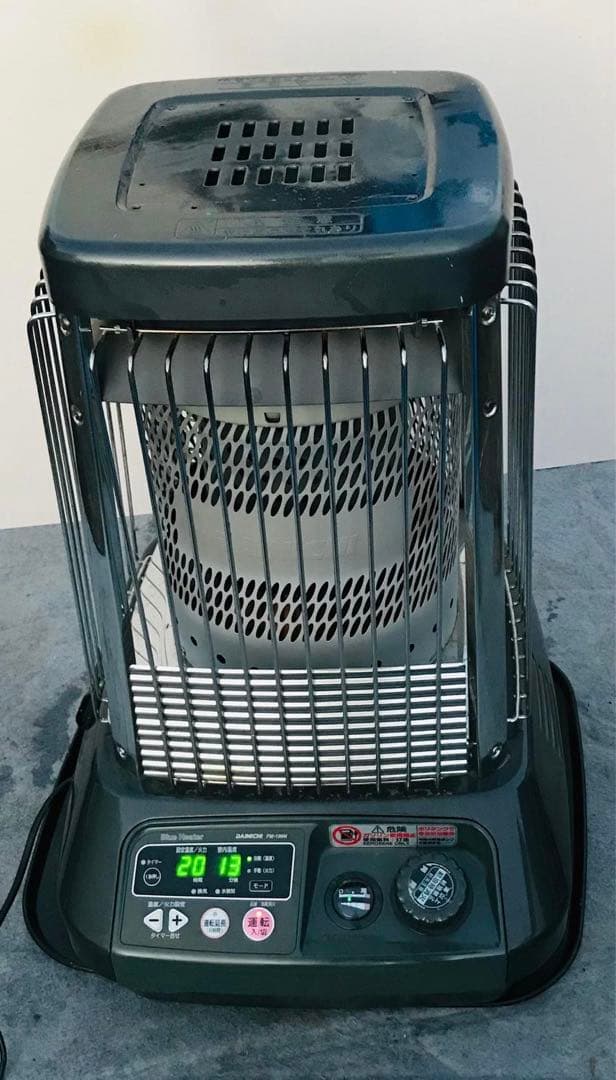 DAINICHI FM-196N ブルーヒーター強制排気開放型石油ストーブ。