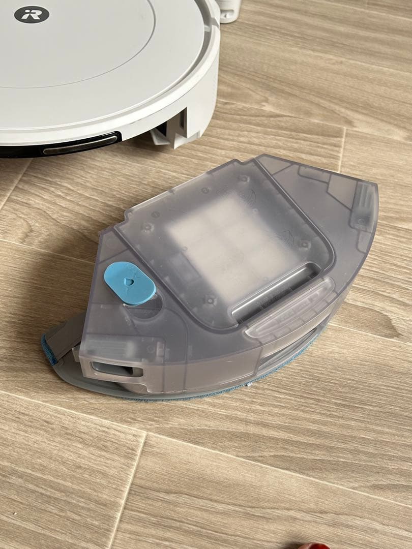 【紙パック5枚付】ルンバ コンボ2 Essential ホワイトY051260