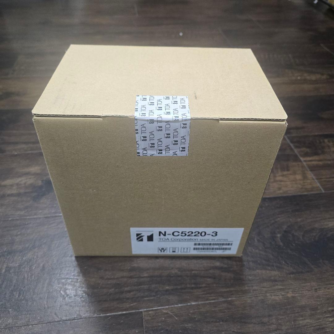 TOA TRIFORA ドーム型防犯カメラ N-C5220-3　①