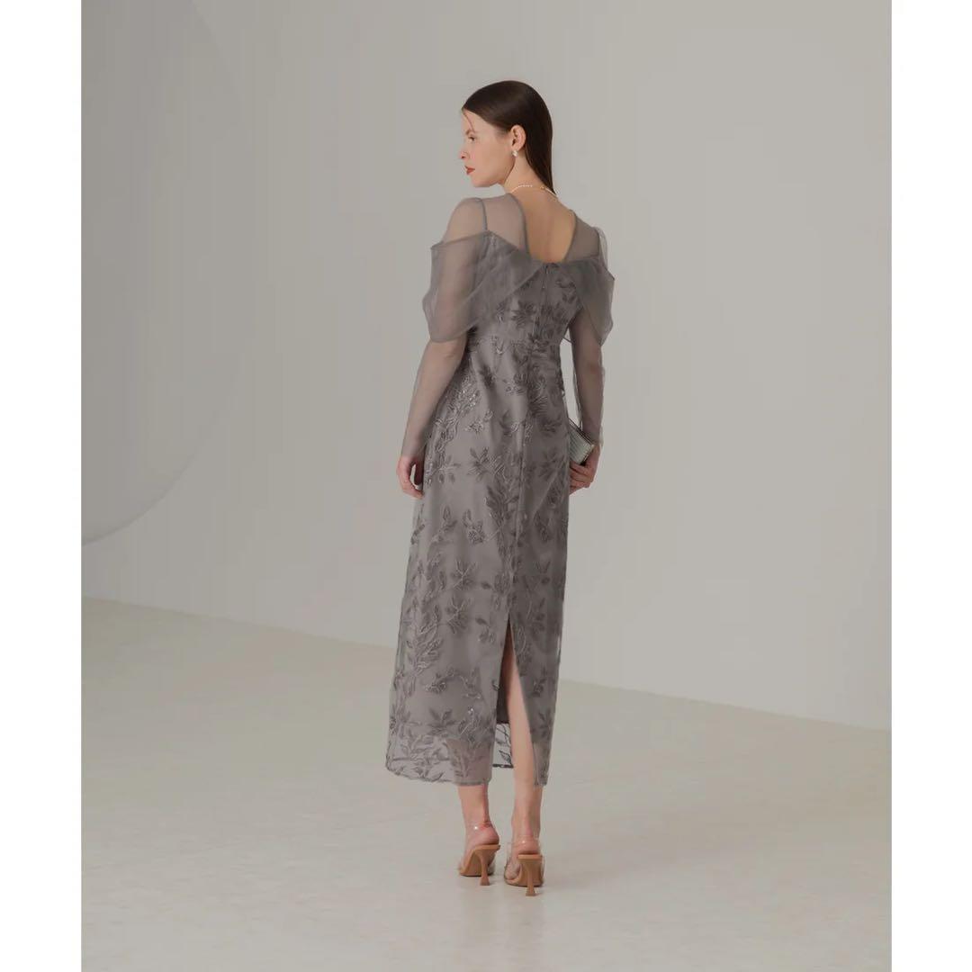 チュールロングスリーブリーフIラインドレス