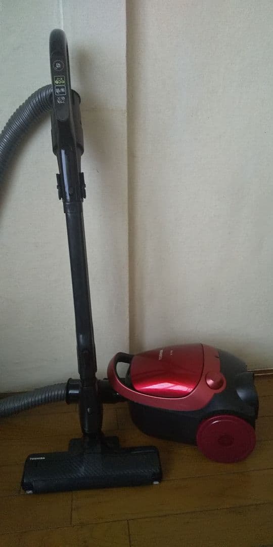 22年製❗軽量型、東芝、紙パック式掃除機(パワーノズル)