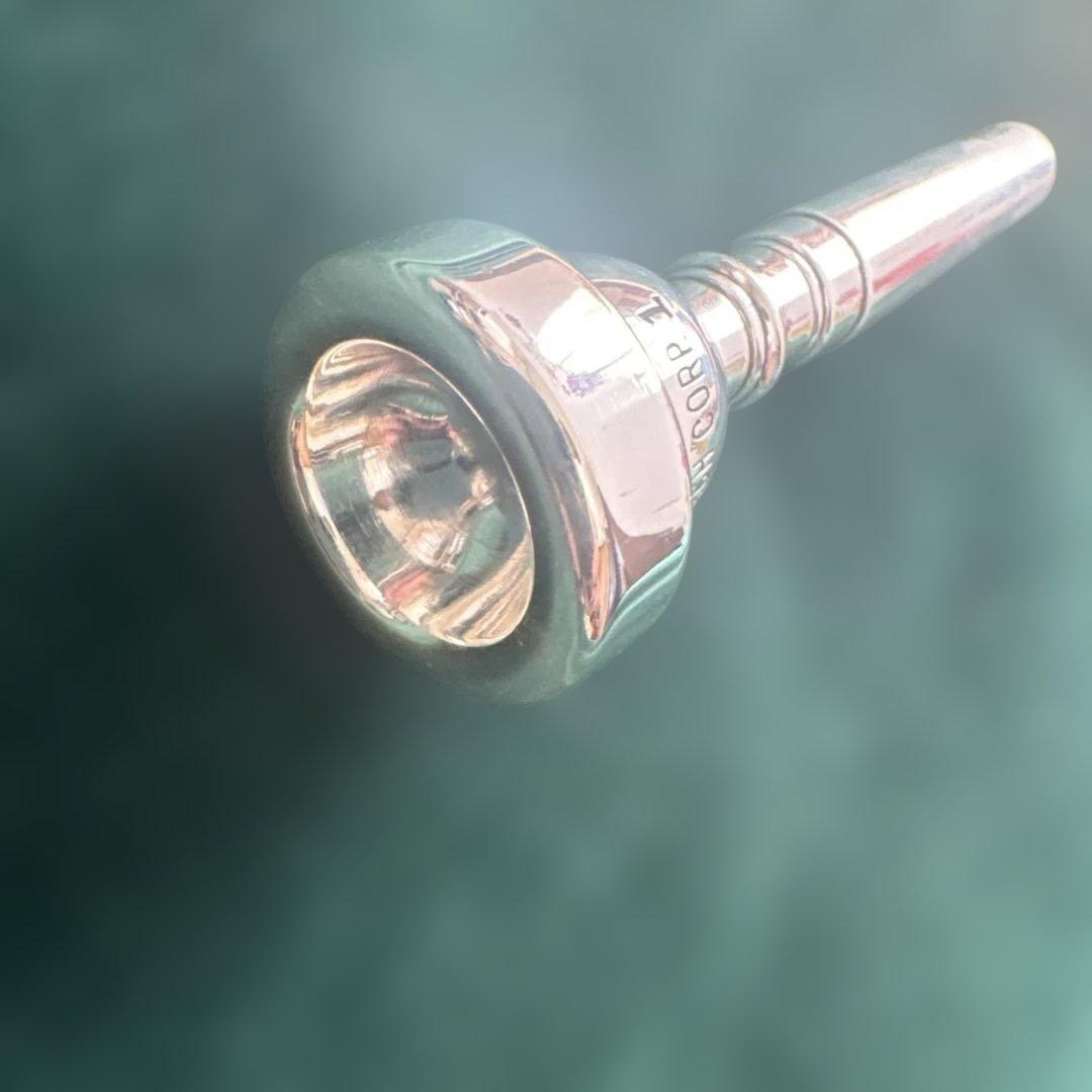 Bach トランペットマウスピース 1