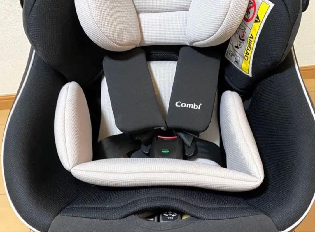 美品 コンビ クルムーヴ スマート ISOFIX エッグショック Neo