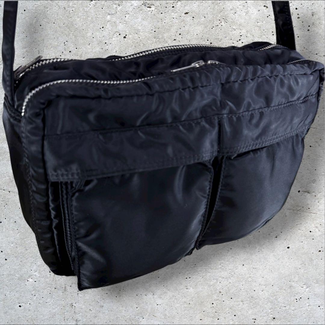 美品 ポーター PORTER タンカー 2室式 ショルダーバッグ（M） ブラック