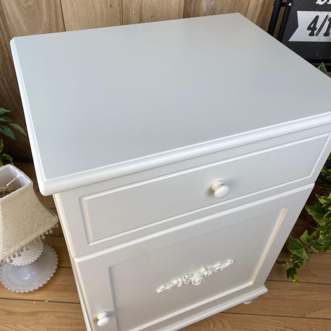 フレンチカントリー北欧調ホワイトサイドキャビネット飾り棚収納家具姫系インテリア