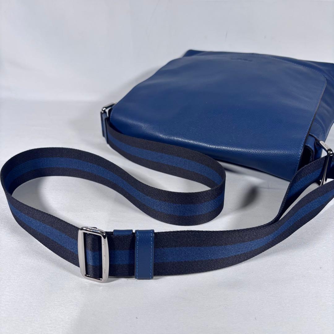 コーチ ショルダーバッグ メッセンジャーバッグ 斜め掛け レザー ブルー