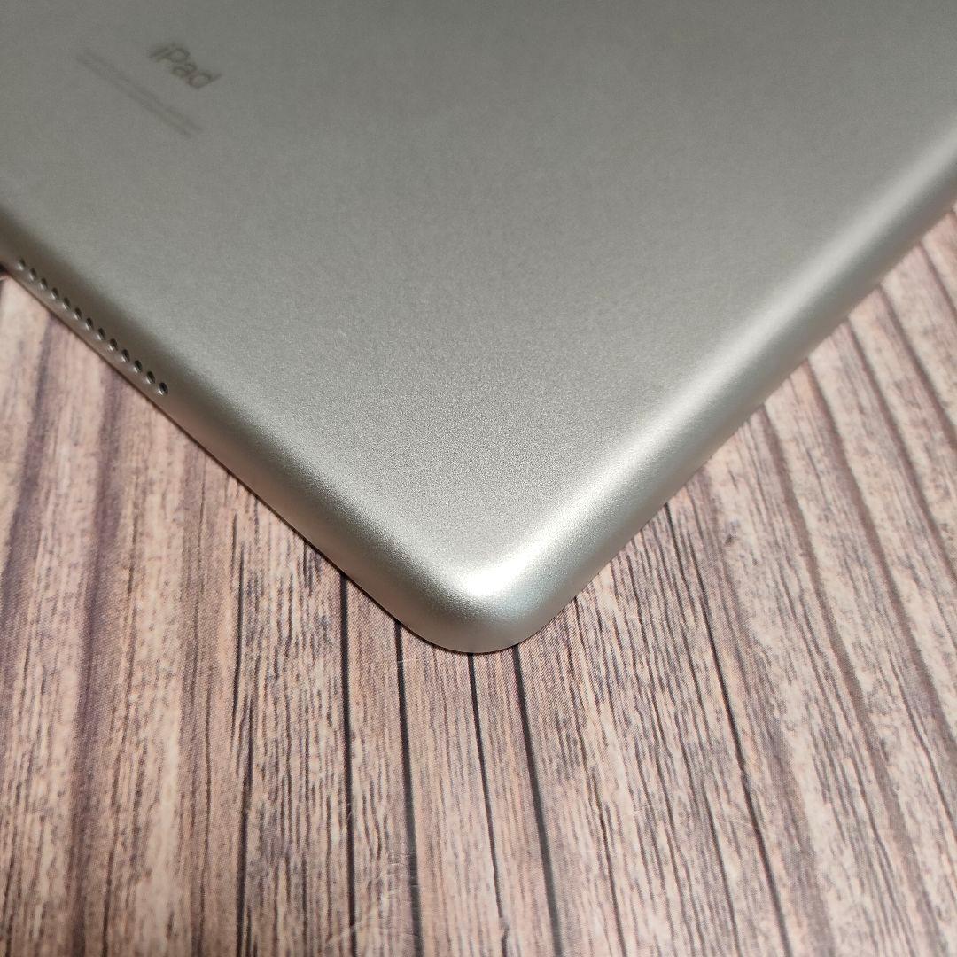 Apple iPad 第8世代 32GB 美品