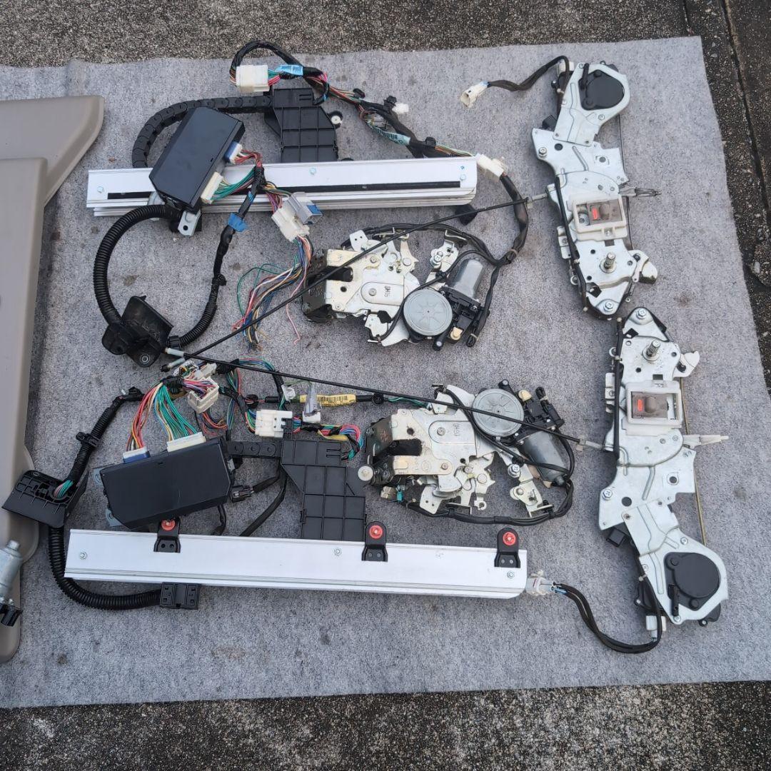 エブリイバンda64V ドアクローザー ドアロック