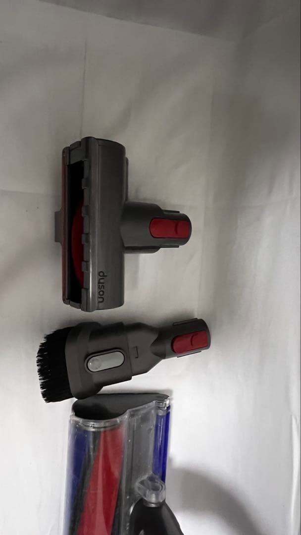 【動作確認済】Dyson V8 Fluffy コードレススティッククリーナー