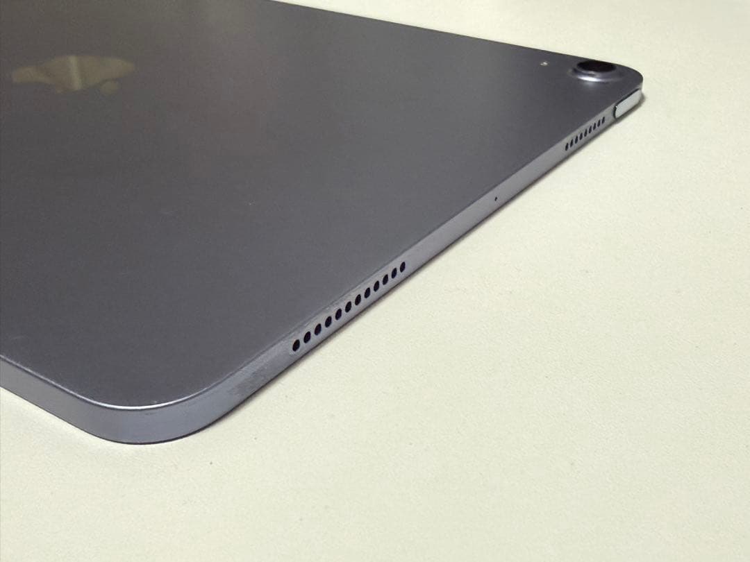 KGB様　美品 iPad Air M1(第5世代)パープル 64GB Wi-Fi