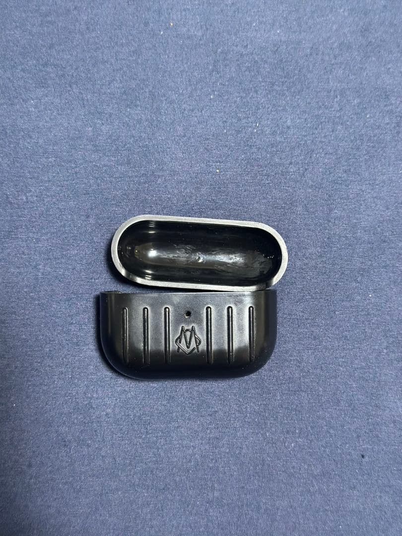 air pods pro 第一世代　リモアケース付き