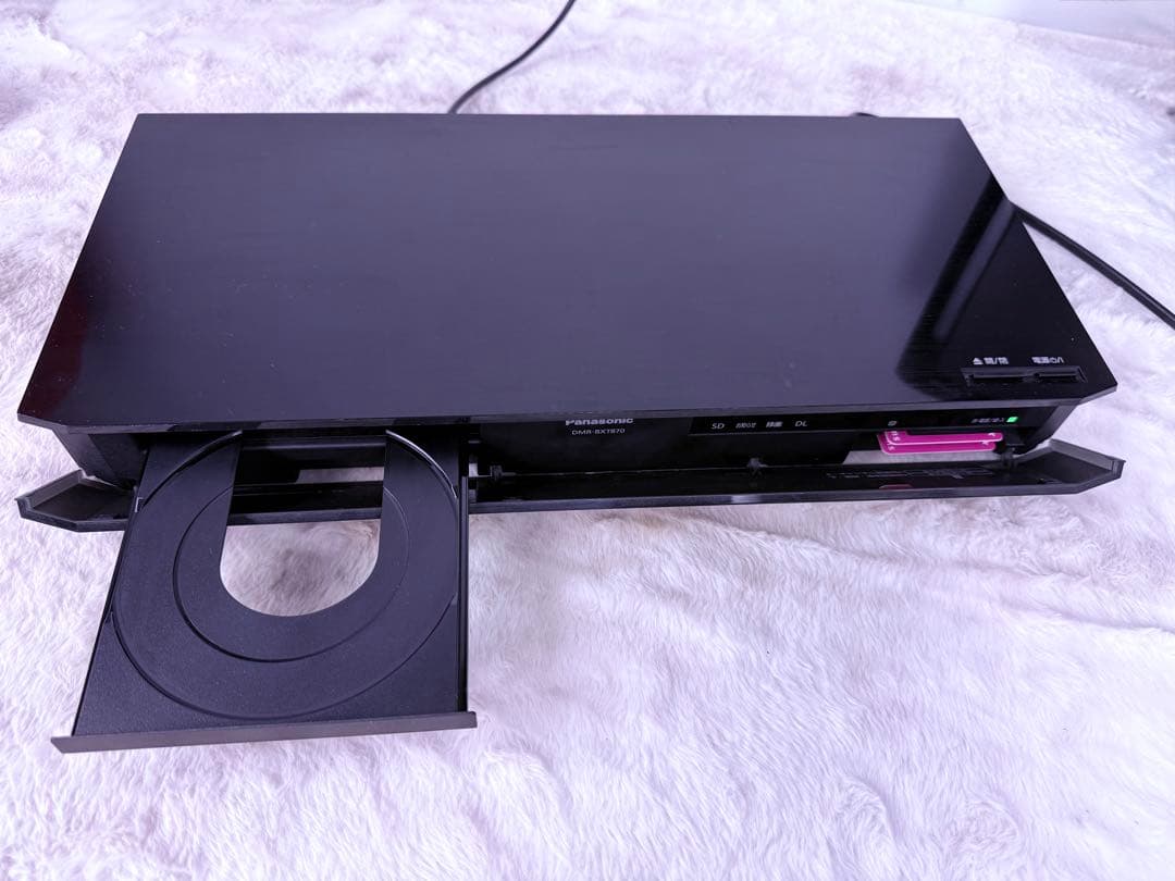 完動品♪ DMR-BXT870 3TBHDD搭載 3番組同時録画タイムシフト機器