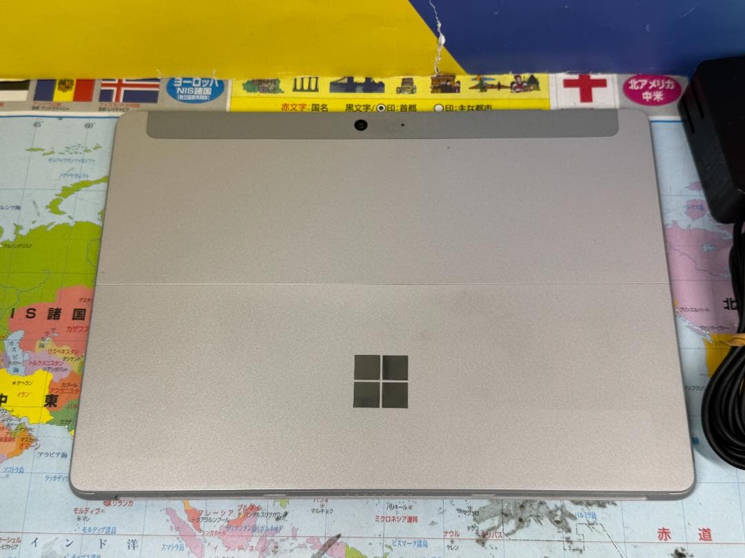 美品 Microsoft Surface Go 2 LTE 10.5型 25H2