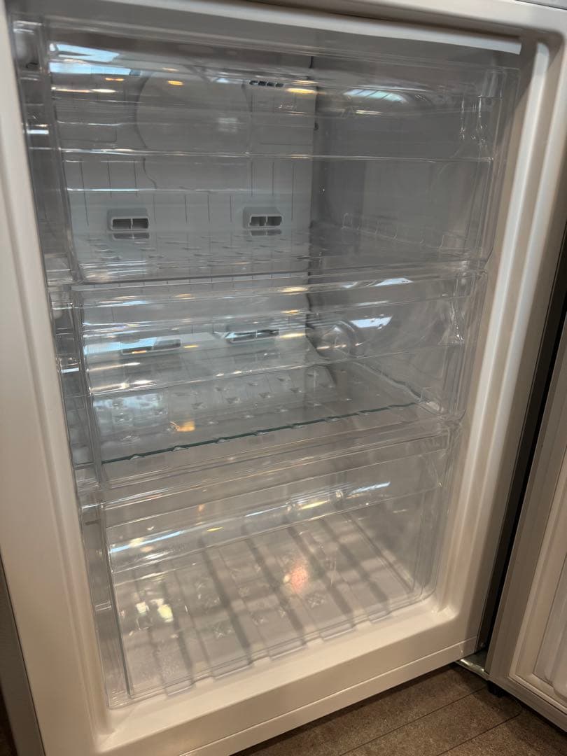 アイリスオーヤマ ノンフロン冷蔵庫IRSN-23A-S 2022年製