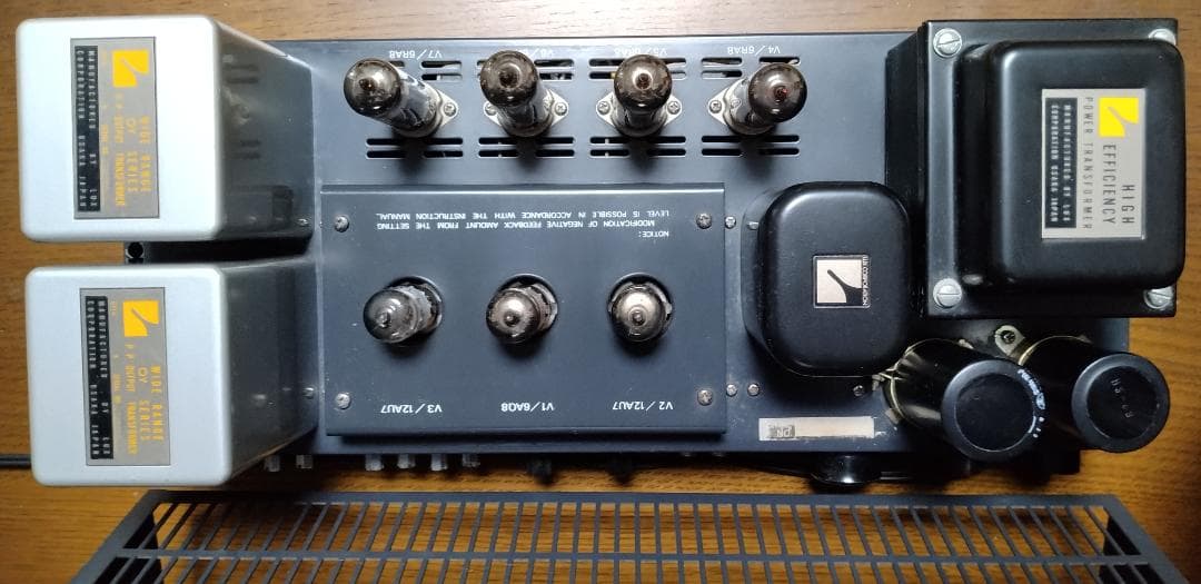 真空管パワーアンプ A2500