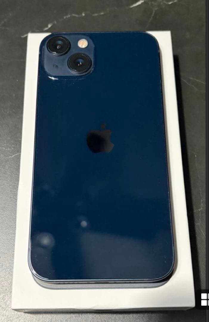 iPhone 13 ミッドナイト128GB +保護フィルム+スマホカバー+充電器