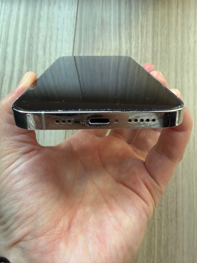 Apple iPhone 13 Pro シルバー　512GB 79%