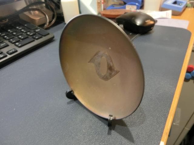 銀杯7グラムと金杯（24K GP)