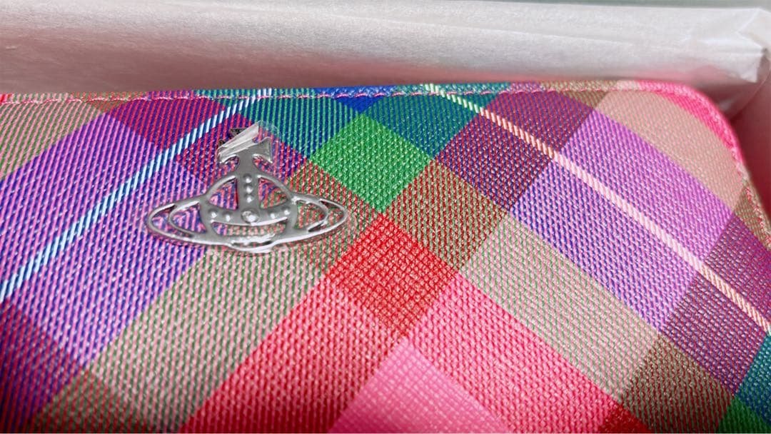 な*s様 ヴィヴィアン　カラフルチェック柄 長財布