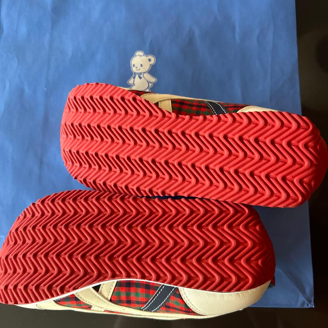 ファミリアアシックスコラボスニーカー レッドチェック