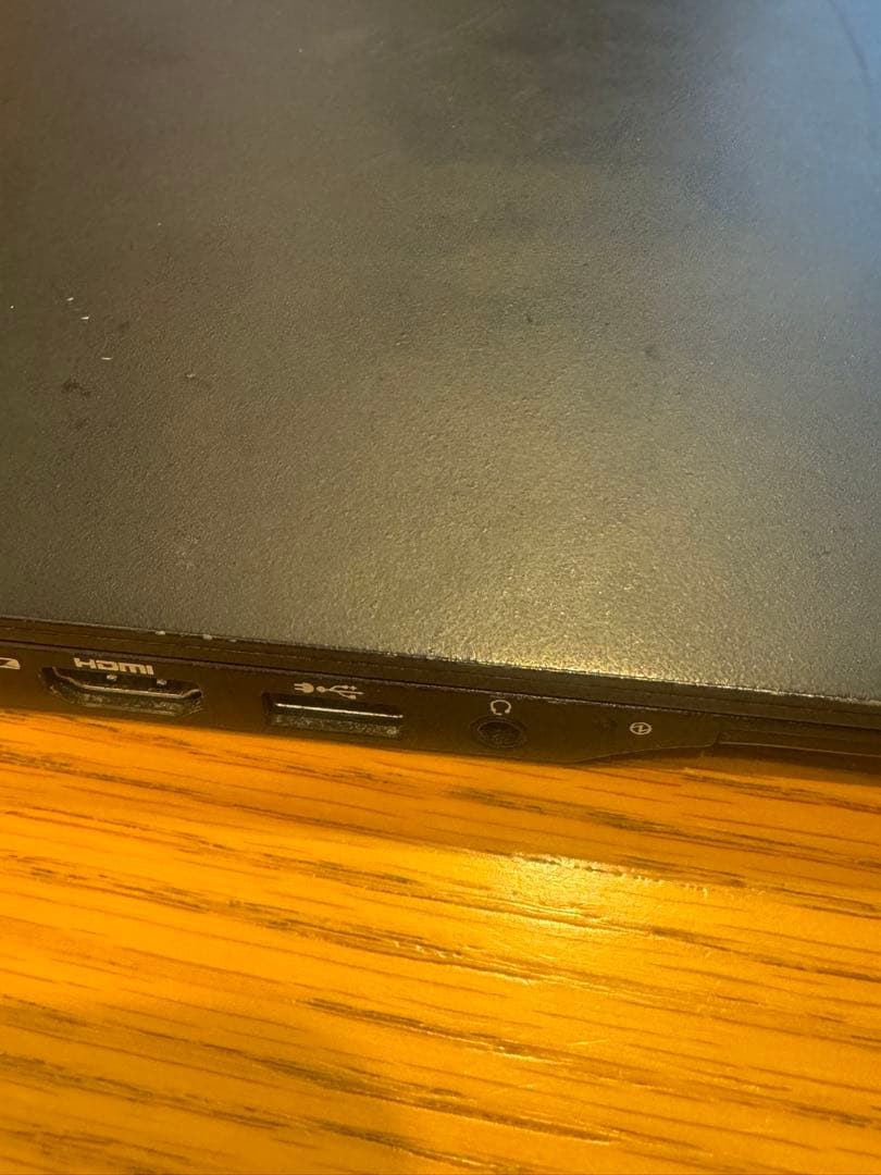 (￼ジャンク)￼LIFEBOOK U Series 11thGen i5 8GB