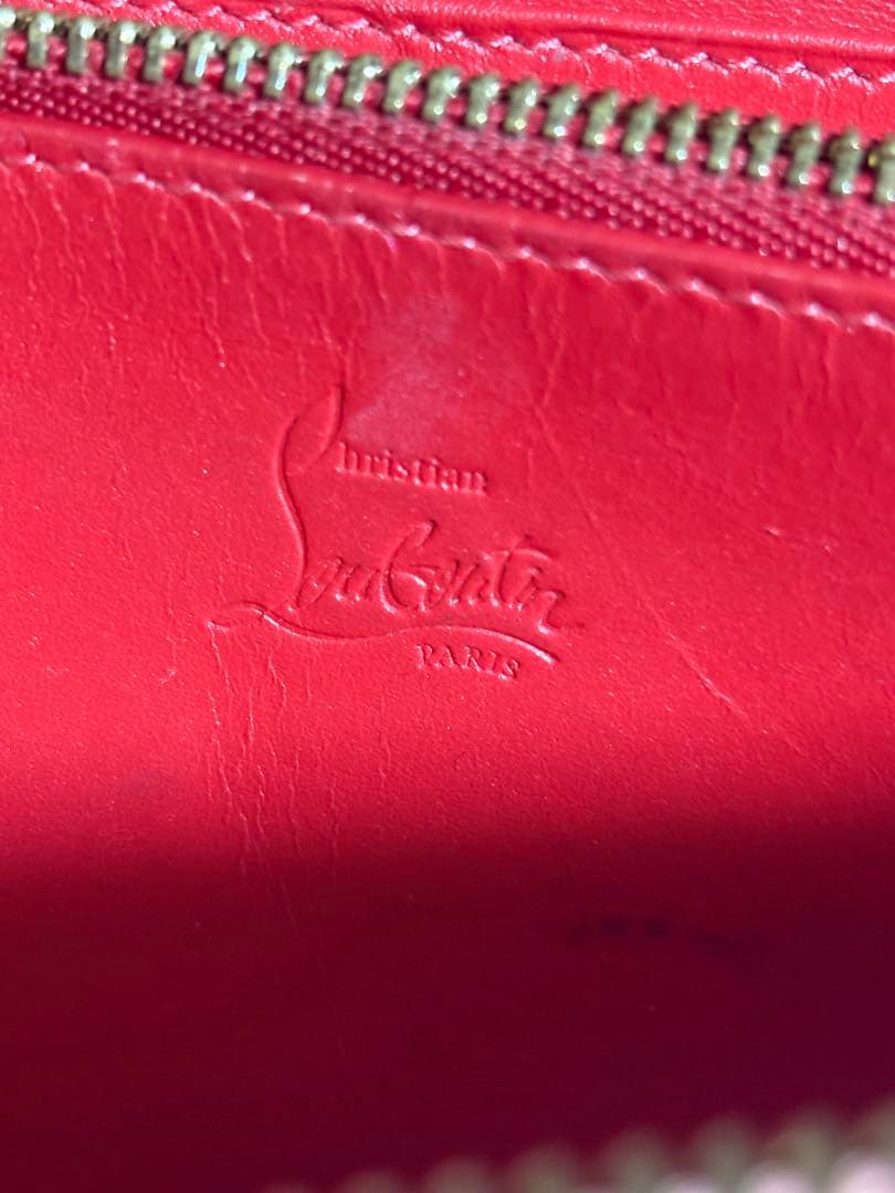 クリスチャンルブタン長財布