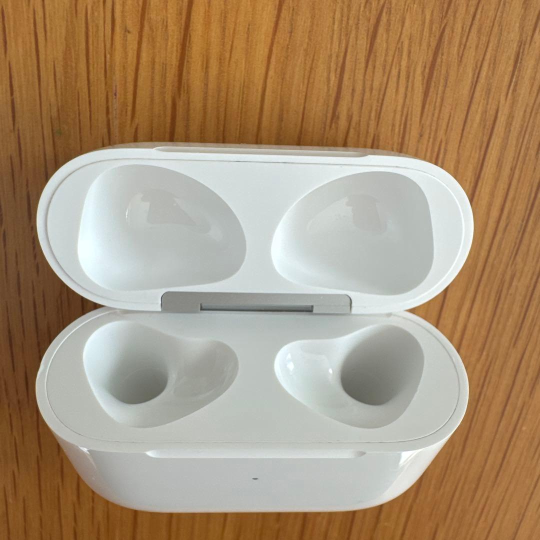 AirPods 3 本体 ホワイト