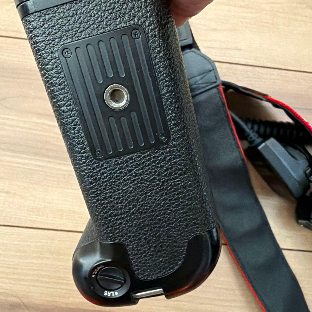 Canon EOS 3 フィルム一眼レフカメラ