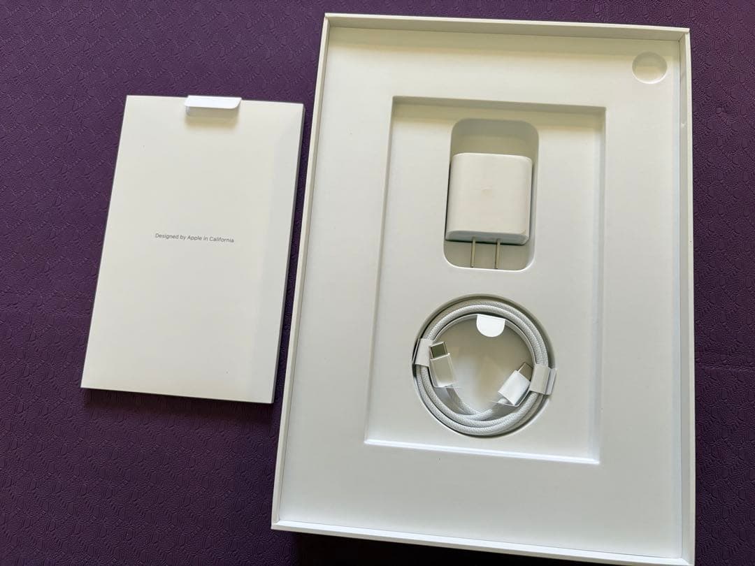 iPad (A16) 第11世代 128GB ブルー　付属品未使用