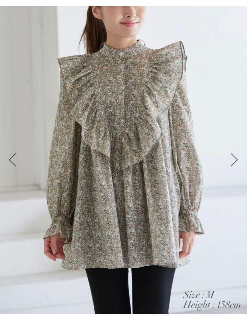 セブンテン　スクワロルプリントボウタイチュニック(アイボリー)