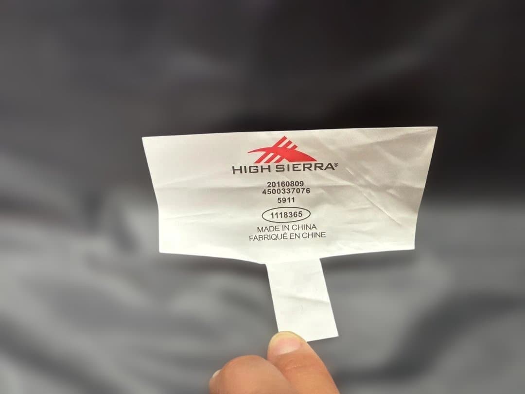 HIGH SIERRA 大容量キャリーバッグ