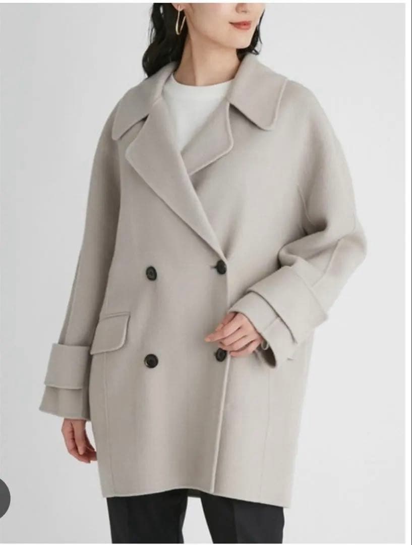 Mila Owen フラップポケットハーフ丈コクーン接結コート