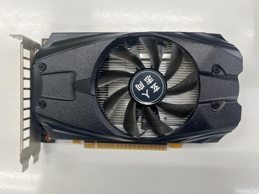 玄人志向NVIDIA GeForce GTX 1050 Ti OC本体