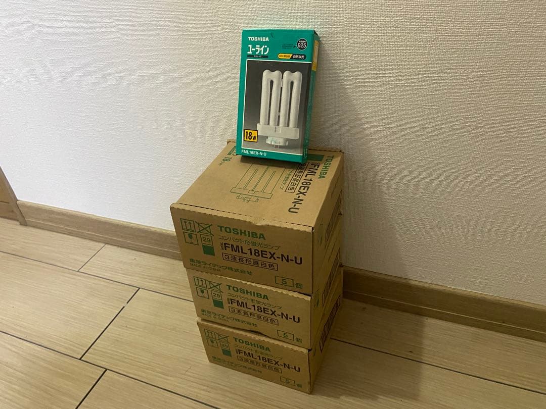 東芝 TOSHIBA コンパクト形蛍光 FML18EX-N-U 昼白色 16個