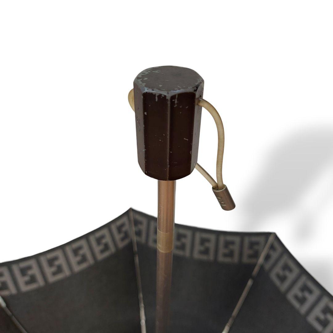 【大人気】フェンディ　FENDI　折り畳み傘　ブラック　良品　袋付き　FFロゴ