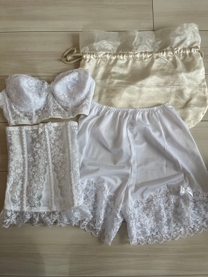 セモアブライダルインナー C70 W70 Mサイズセット