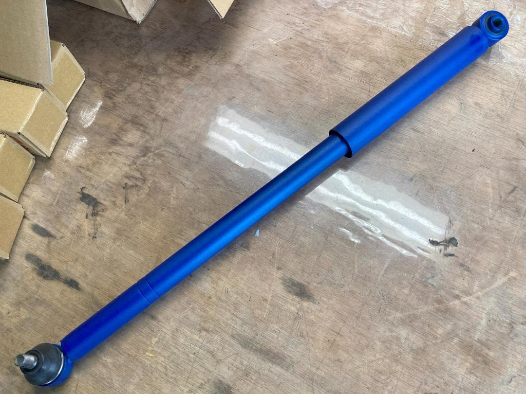 新品 　KYB製ジムニーJB64ステアリングダンパー