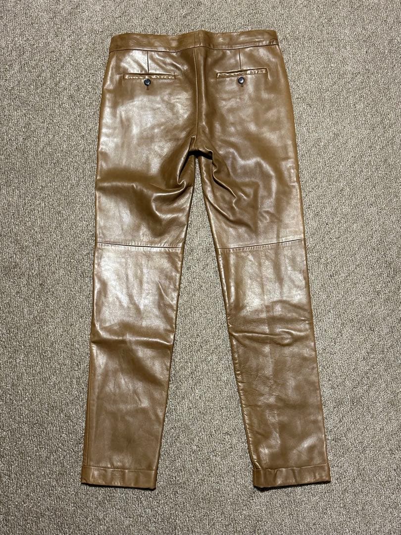 美品 GUCCI ブラウン ラムレザー パンツ 38 レディース ハンガー付き