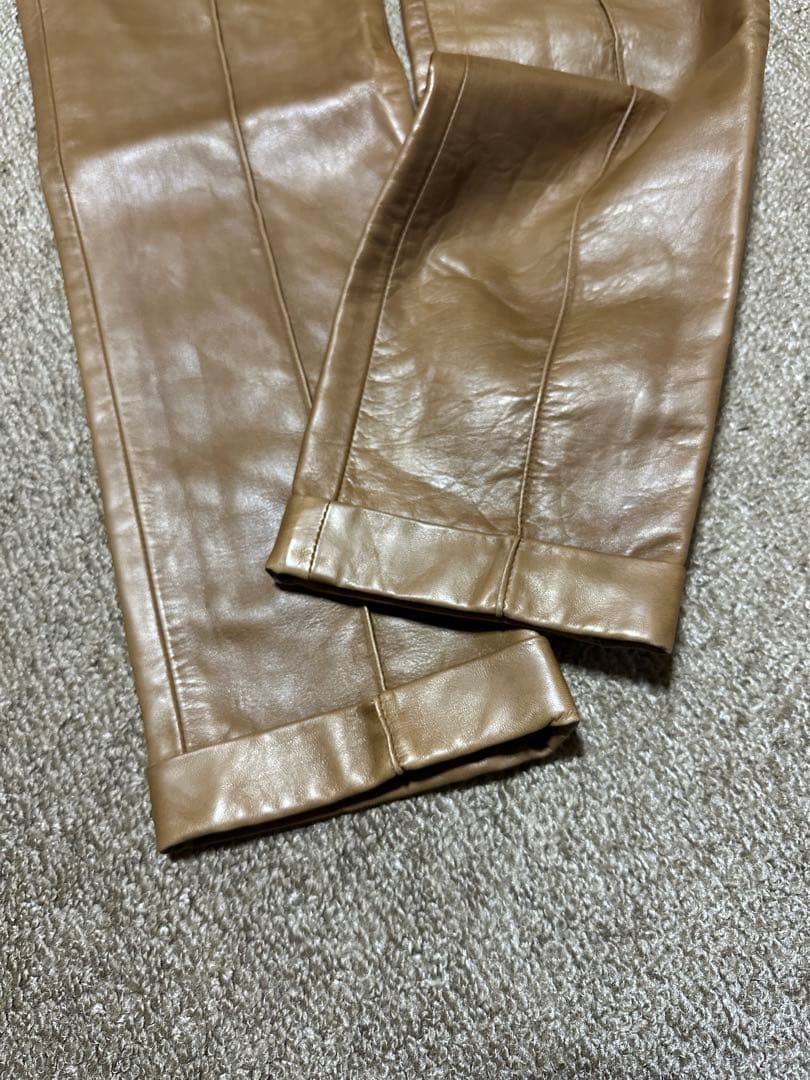 美品 GUCCI ブラウン ラムレザー パンツ 38 レディース ハンガー付き